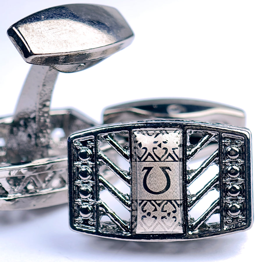 Metal cufflinks Design with attractive colors