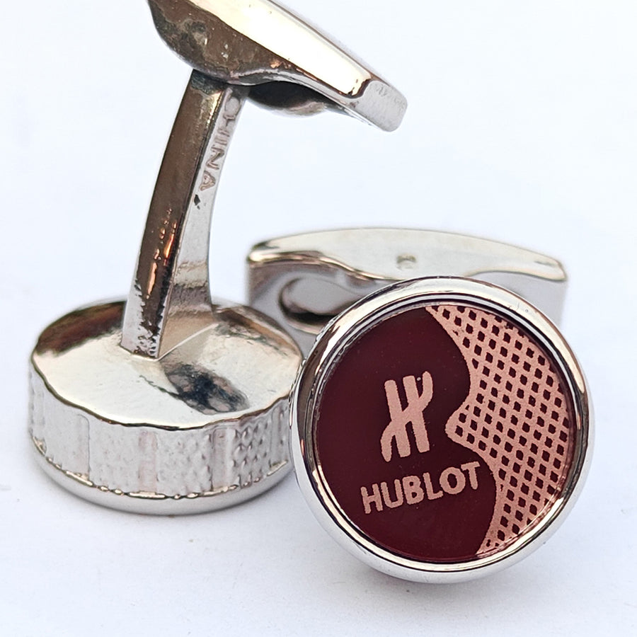 Metal cufflinks with artistic Design and attractive colors 00014