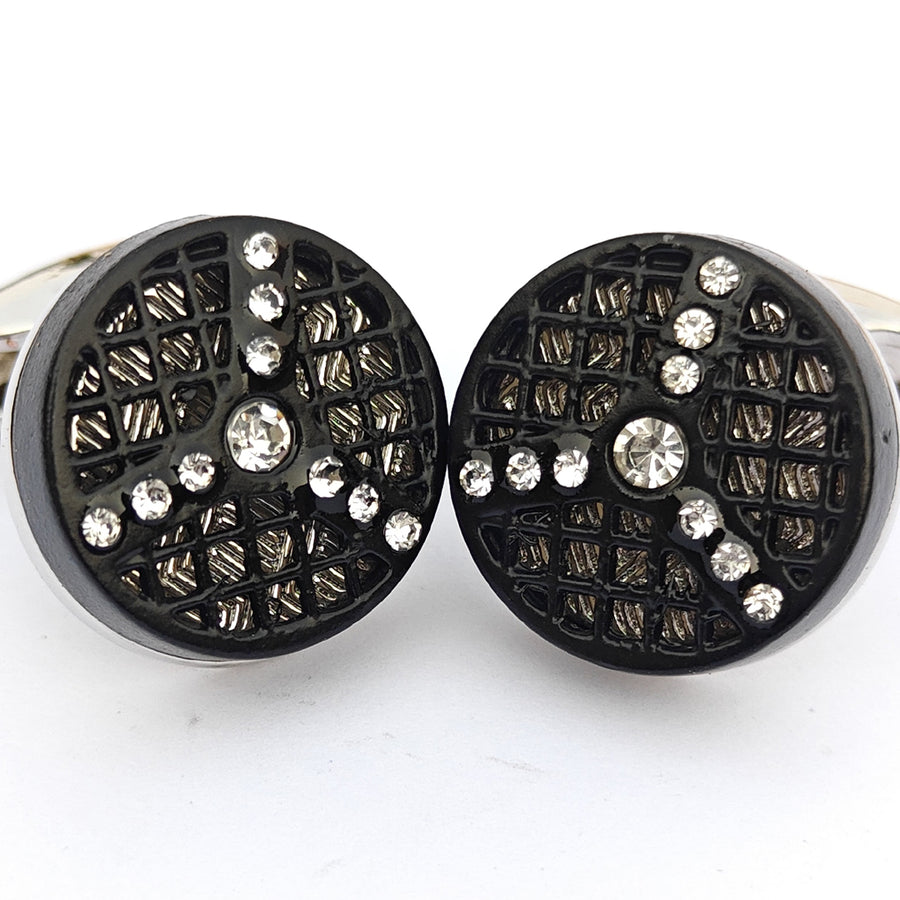 Metal cufflinks with artistic Design and attractive colors 00044