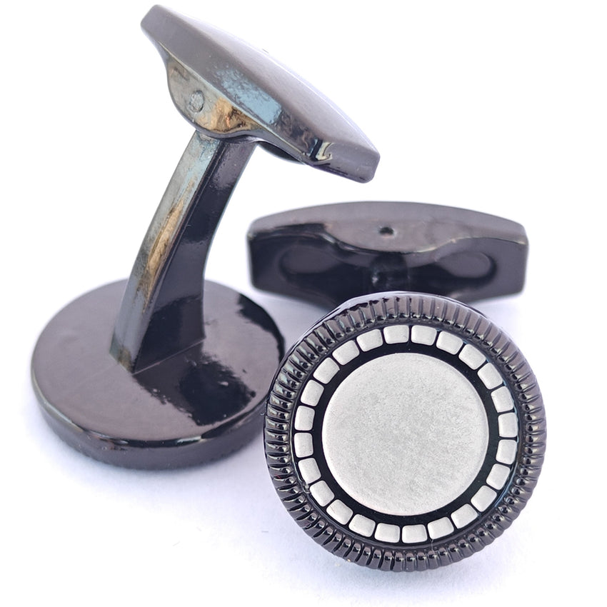 Metal cufflinks Design with attractive colors 000211