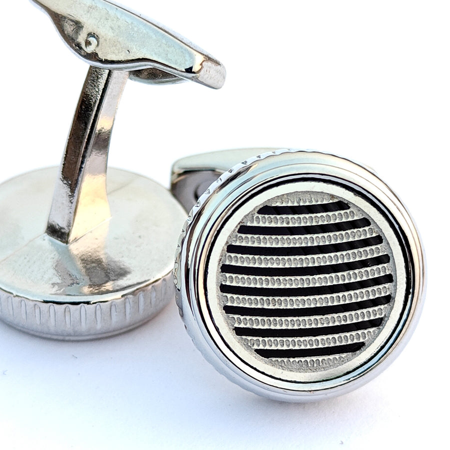 Metal cufflinks Design with attractive colors 000213