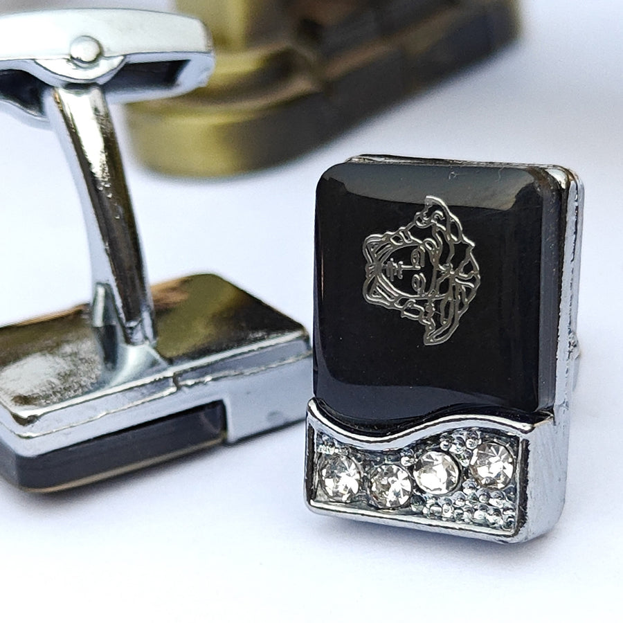 Metal cufflinks with artistic Design and attractive colors