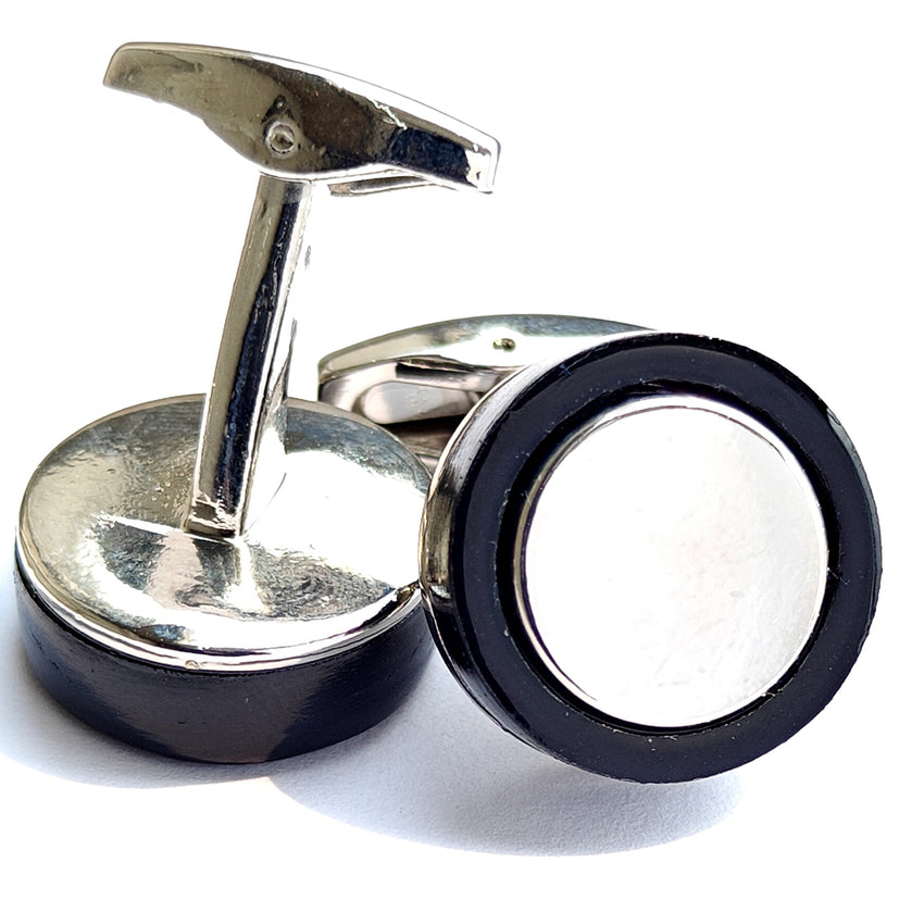 Metal cufflinks with artistic Design and attractive colors 00006