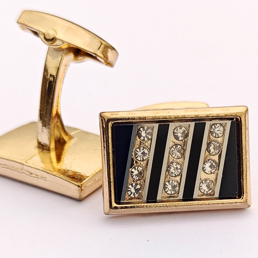 Metal cufflinks  Design with attractive colors 00034