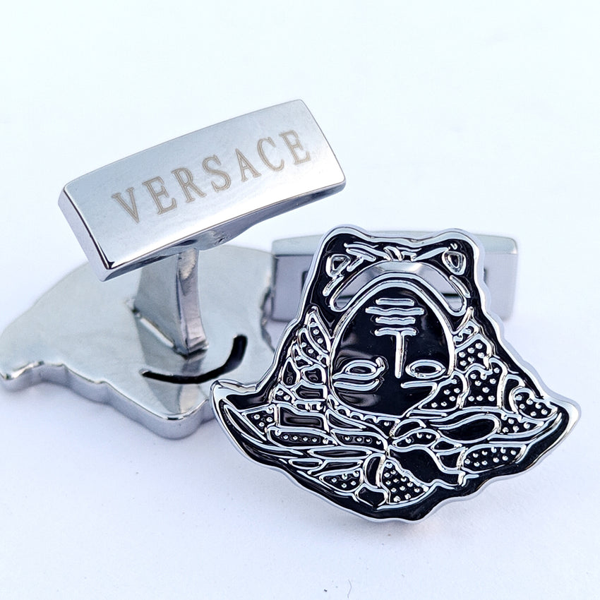Metal cufflinks with artistic Design and attractive colors 00059